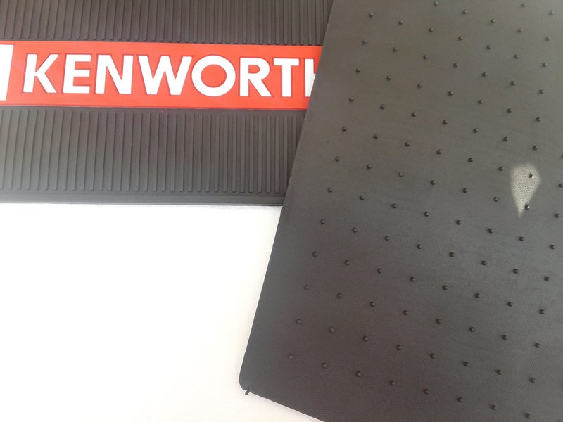 Kenworth OEM Black Rubber Floor Mats w/Logo Fits All T600 T800 W900 Model Years up to 2000 Model - All-Weather/Terrain - Image 2